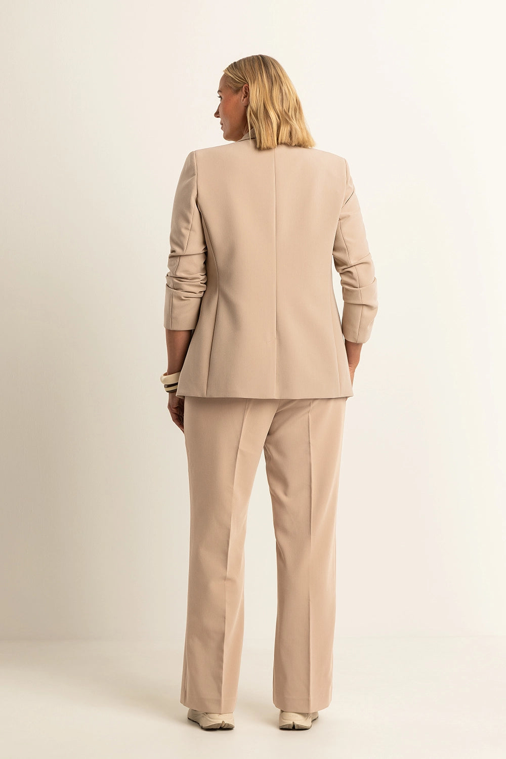 Marynarka z elastycznego materiału