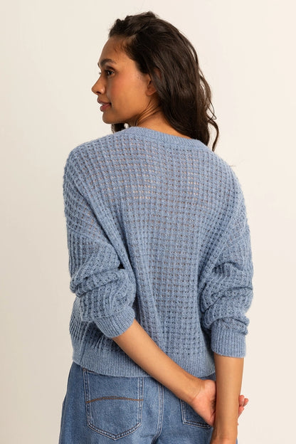 Sweter z ażurowym splotem