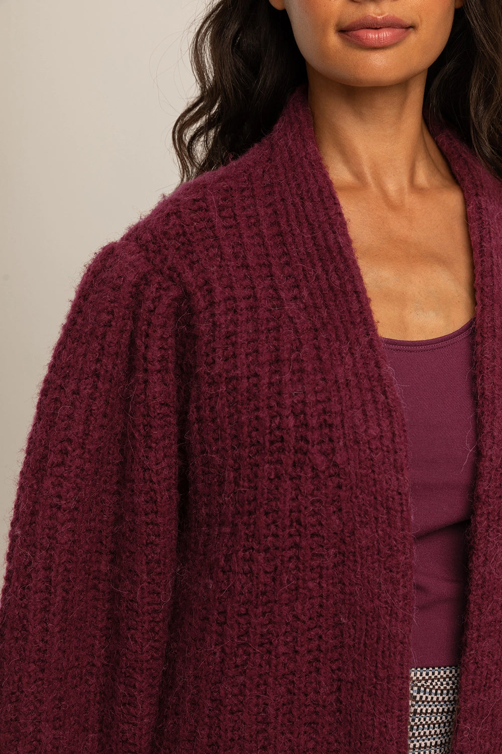 pro baby monitor + floor stand with two phones showing nanit app of dashboard and live screen #mount_floor stand